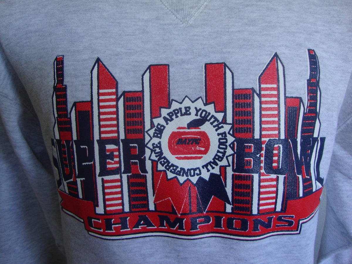 Vintage 9039s Big Apple Youth Football Conference Crew Neck Sweatshirt Size M Sweatshirt – Warm & Stylish · High-Quality Print