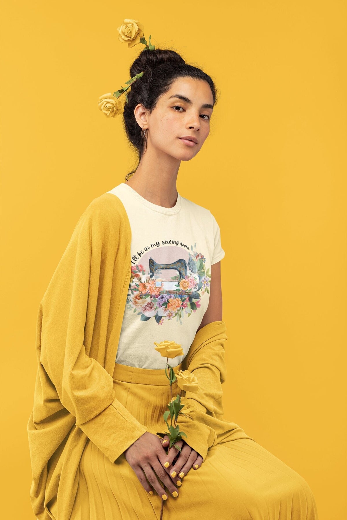 Sewing TShirt Tee for Seamstress Floral Sewing Machine Super Cute Cozy Tee for Sewing Days Floral Sewing Machine Sewing Machine Tee Graphic Tee – Easygoing Wear · Top Pick For Any Outfit