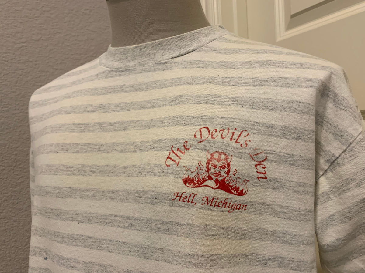 Vintage 9039sThe Devil39s Den Hell Michigan Grey White Striped TShirt Size L Graphic Tee – Aesthetic Look · Trending Graphic Apparel