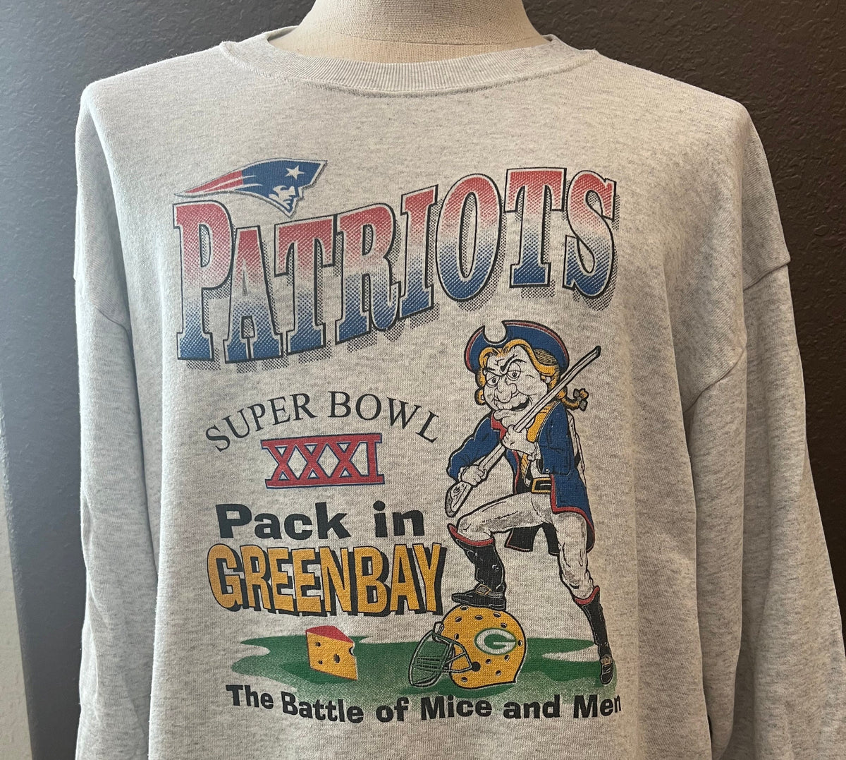 Vintage 9039s Super Bowl 31 Grey Crewneck Sweatshirt Size XL Sweatshirt – Cozy Vibes · Trending Graphic Apparel
