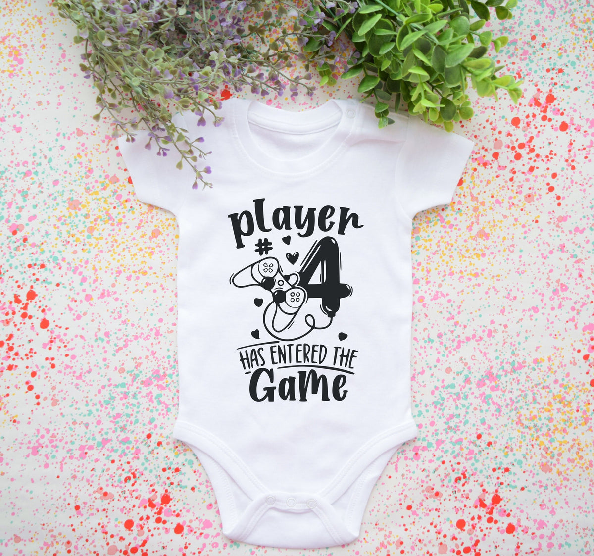 Baby Onesie "Player 4 Has Entered The Game". Baby Birth Announcement Onesie. Baby bodysuit newborn. Gamer Baby Onesie. newborn gift.