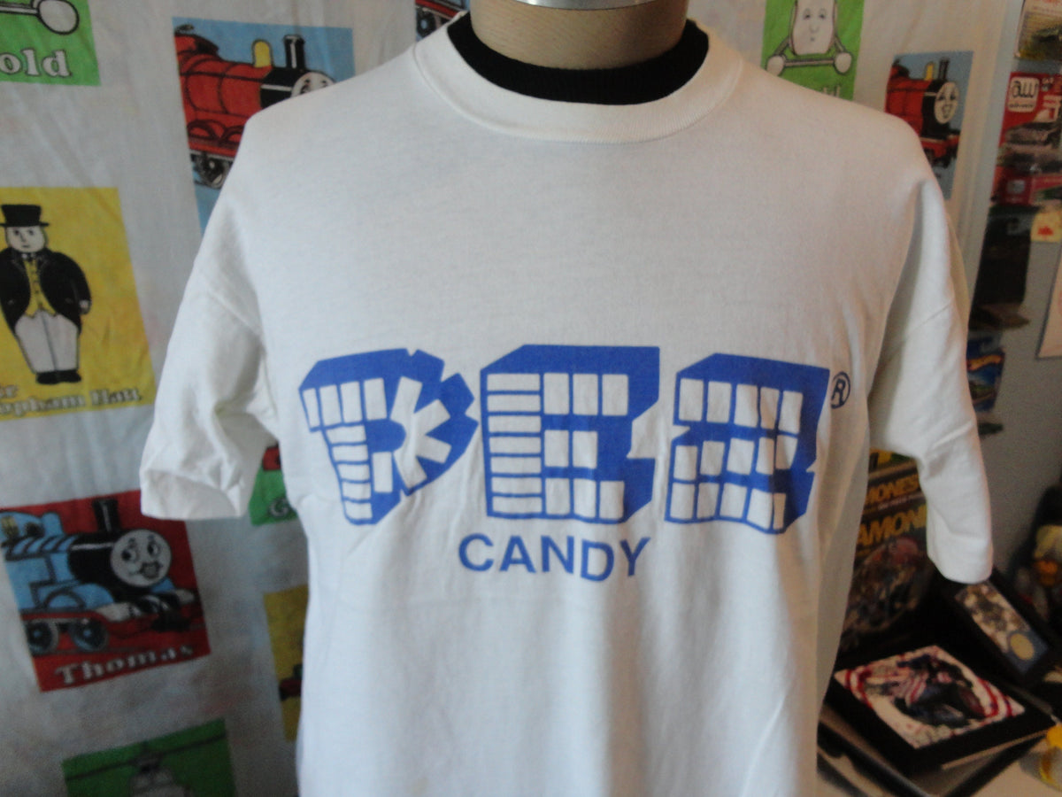 Vintage 90s PEZ Candy 1995 White T Shirt XL Graphic Tee – Fan Favorite · High-Quality Print