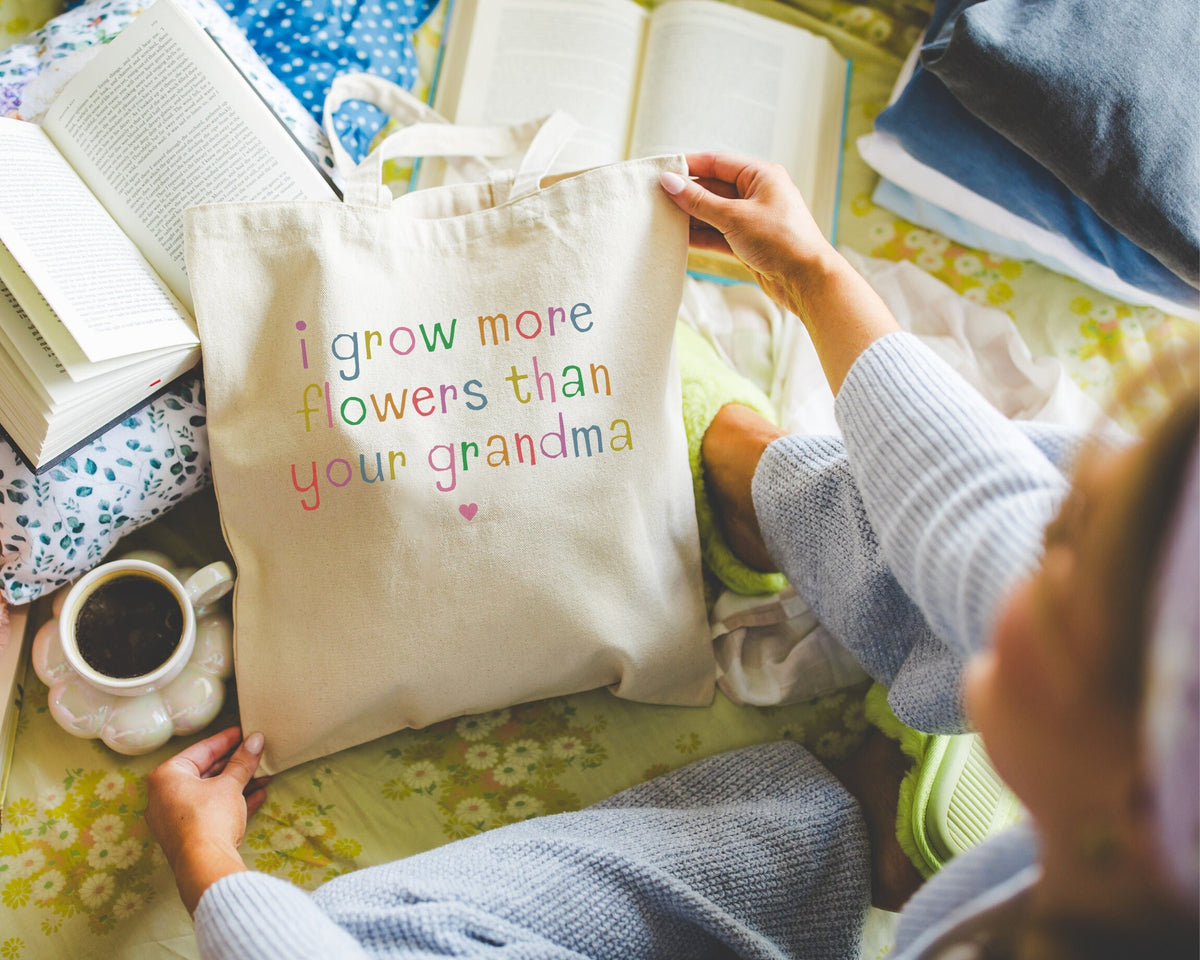 Funny Minimalist Gardening Tote Bag with Heart for Friend Who Grows Flowers Plant Lover Tote Bag for Flower Farmer or Backyard Gardener Tote Bag – Everyday Comfort · Great Gift For Fans