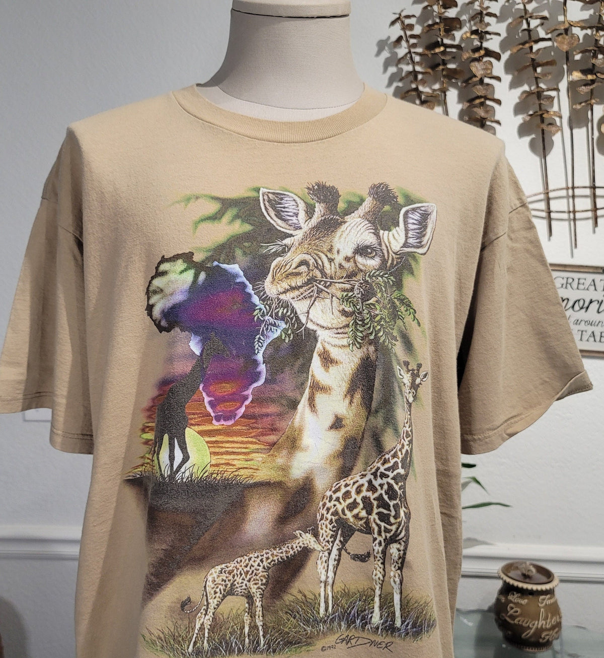 Vintage 90s Giraffes In Africa tan Tshirt size XL Graphic Tee – Feel-Good Design · Trending Graphic Apparel