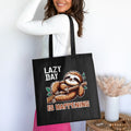 Cute Sloth Tote Bag Lazy Day Design Funny Gift for Lazy People Cute Cartoon Sloth Illustration Perfect for Sloth Lovers Tote Bag – Bold Style · High-Quality Print