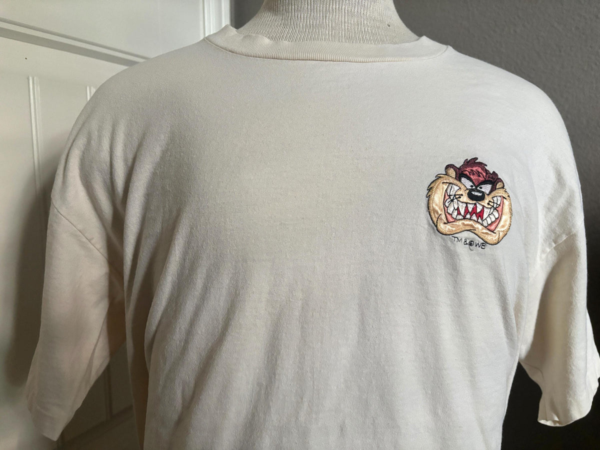 Vintage 9039s Tasmanian Devil Looney Tunes Warner Bros T shirt XL Graphic Tee – Aesthetic Look · Great Gift For Fans