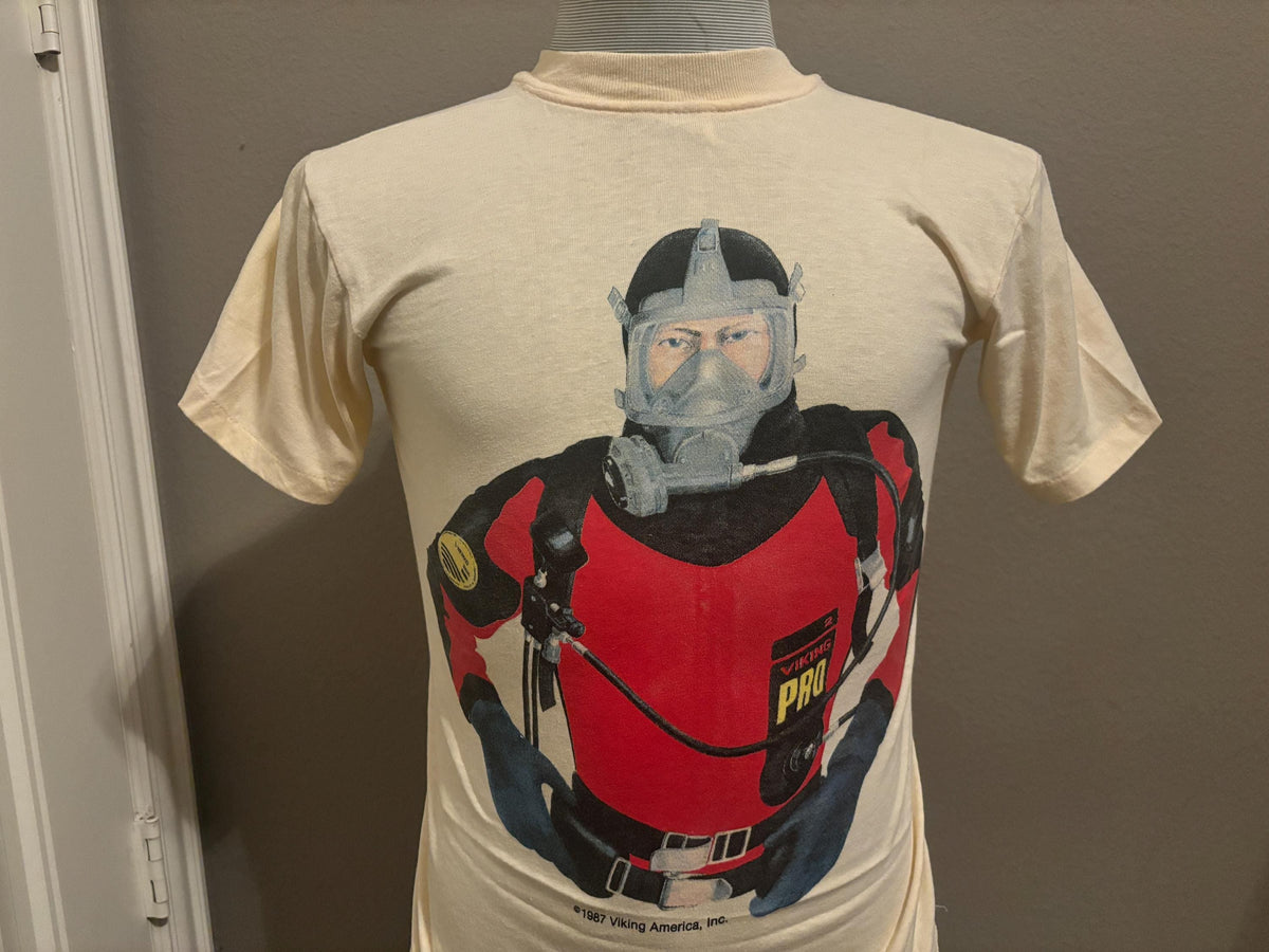 Vintage 8039s Viking Diving Equipment Company Diver T shirt S Graphic Tee – Soft Feel · Perfect For Daily Wear