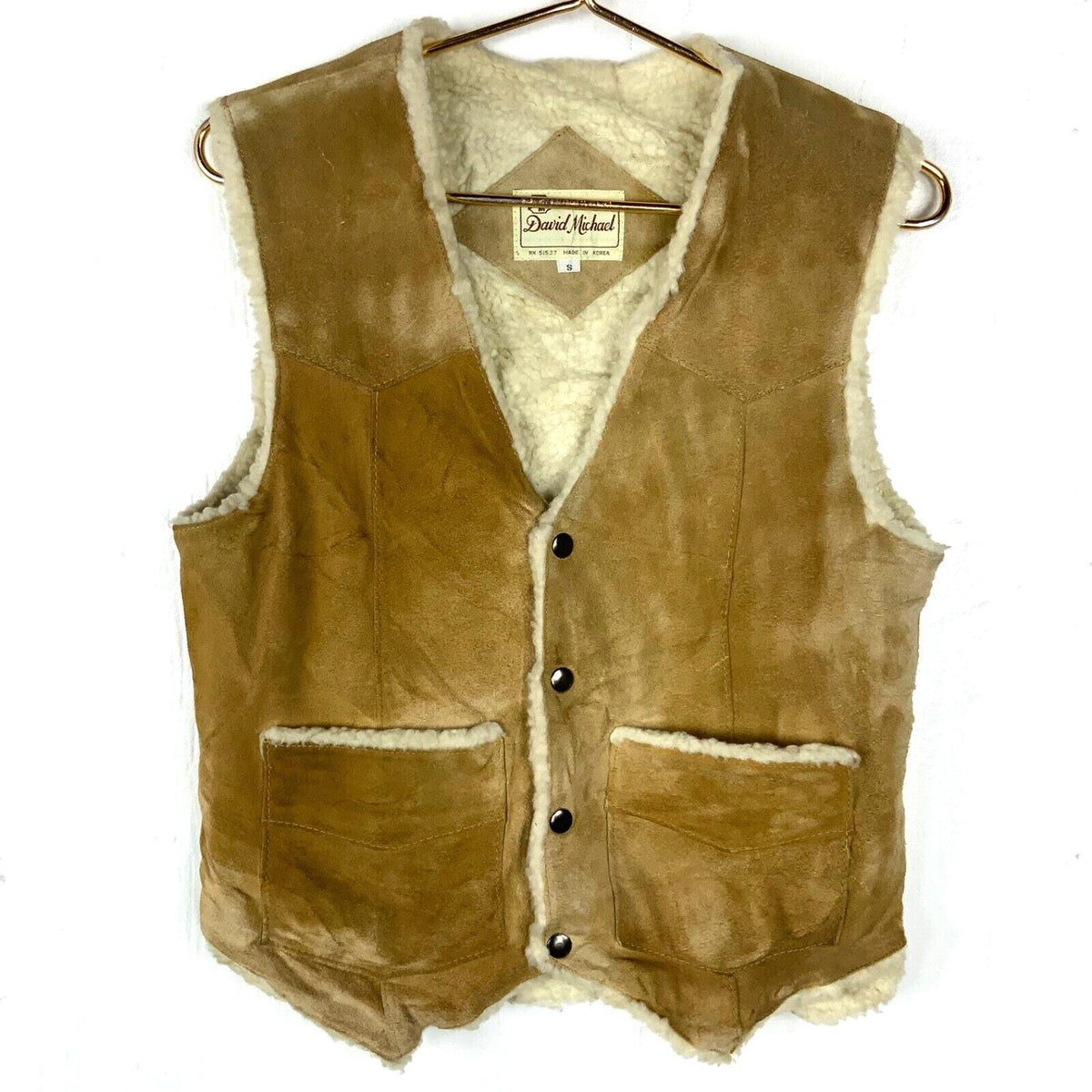 Vintage 1980s Suede Leather Vest Small Beige Sherpa Lined Snap Button Graphic Tee – Easygoing Wear · High-Quality Print