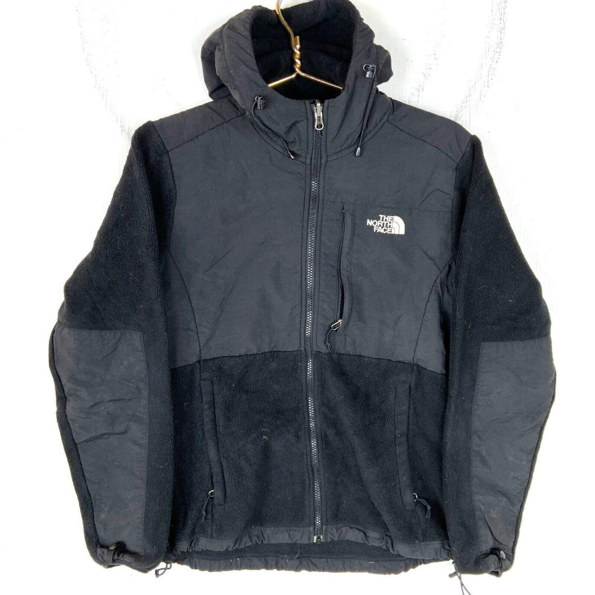 The North Face Denali Fleece Sweater Jacket Womens Medium Black Hooded Graphic Tee – Everyday Comfort · Great Gift For Fans
