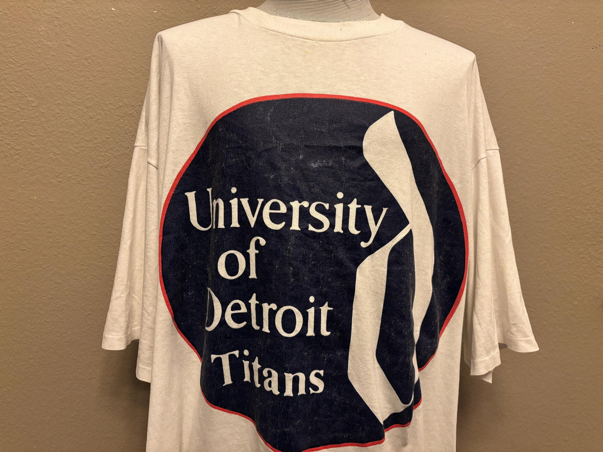 Vintage 8039s University Of Detroit Titans College Tshirt Big 4XL Graphic Tee – Premium Graphic · Must-Have Style