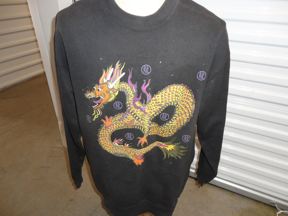 Vintage 9039s Japanese Dragon Black Crewneck Sweatshirt Size L Sweatshirt – Aesthetic Look · Must-Have Style