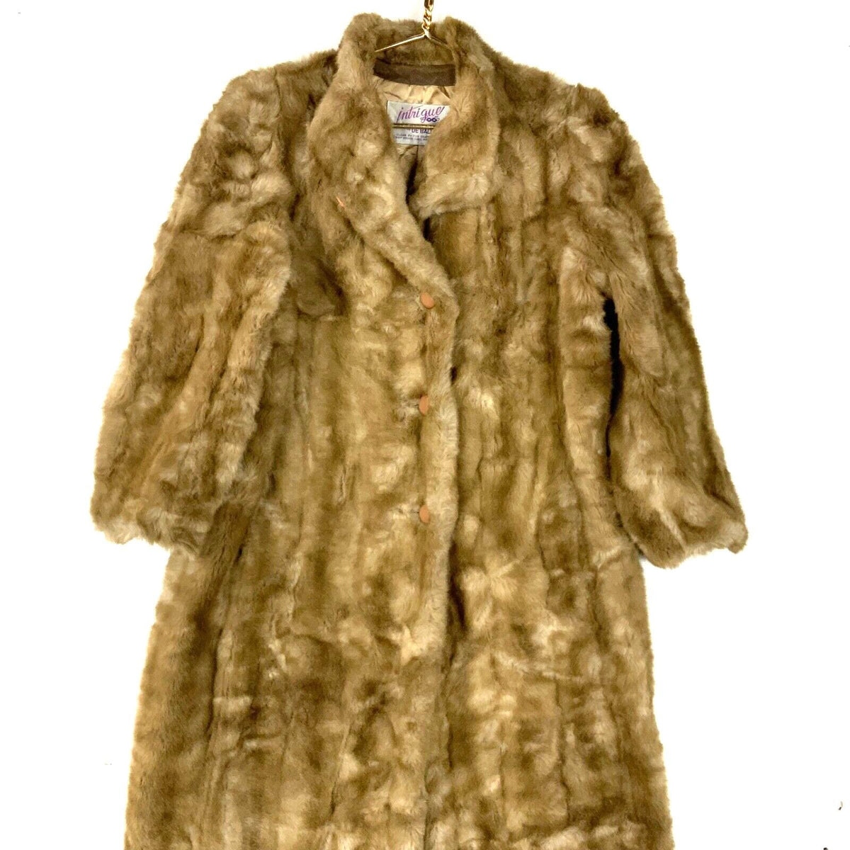 Vintage 1980s Intrigue By De Ball Women39s Fur Coat Size Medium Brown Button Up Graphic Tee – Soft Feel · Must-Have Style