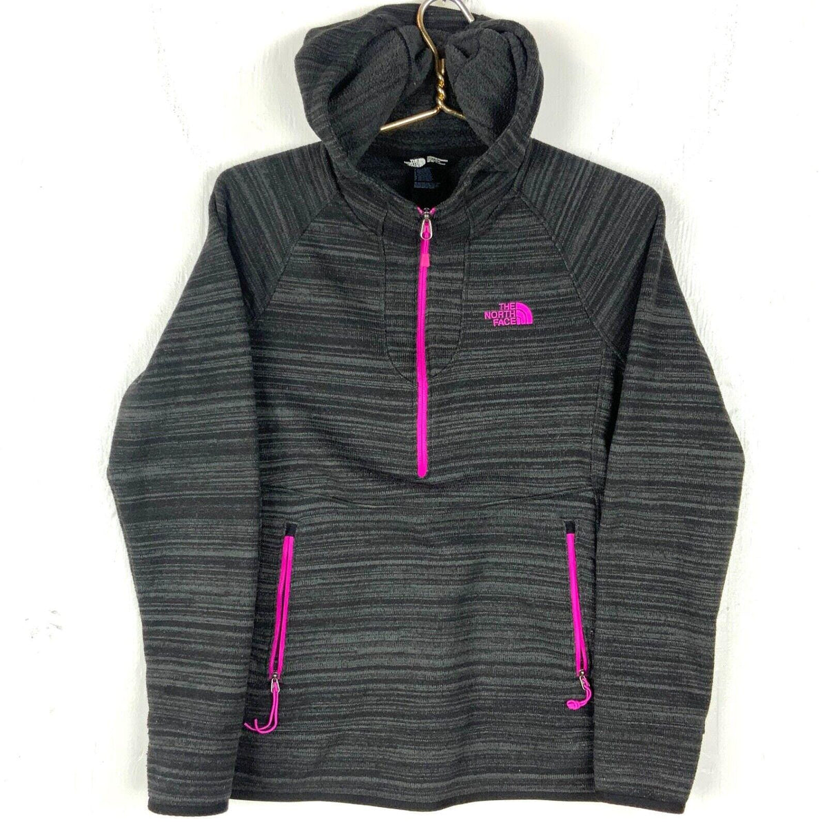The North Face Fleece Sweater Womens Size Medium Gray Quarter Zip Hoody Graphic Tee – Premium Graphic · Top Pick For Any Outfit