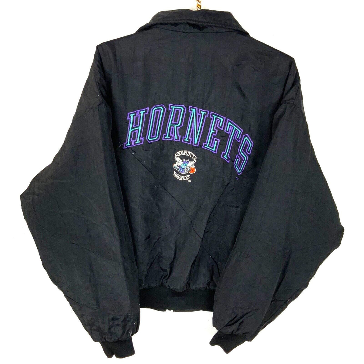 Vintage Charlotte Hornets Logo 7 Jacket XL Black Full Zip Nba Light Puffer 90s Graphic Tee – Bold Style · Top Pick For Any Outfit