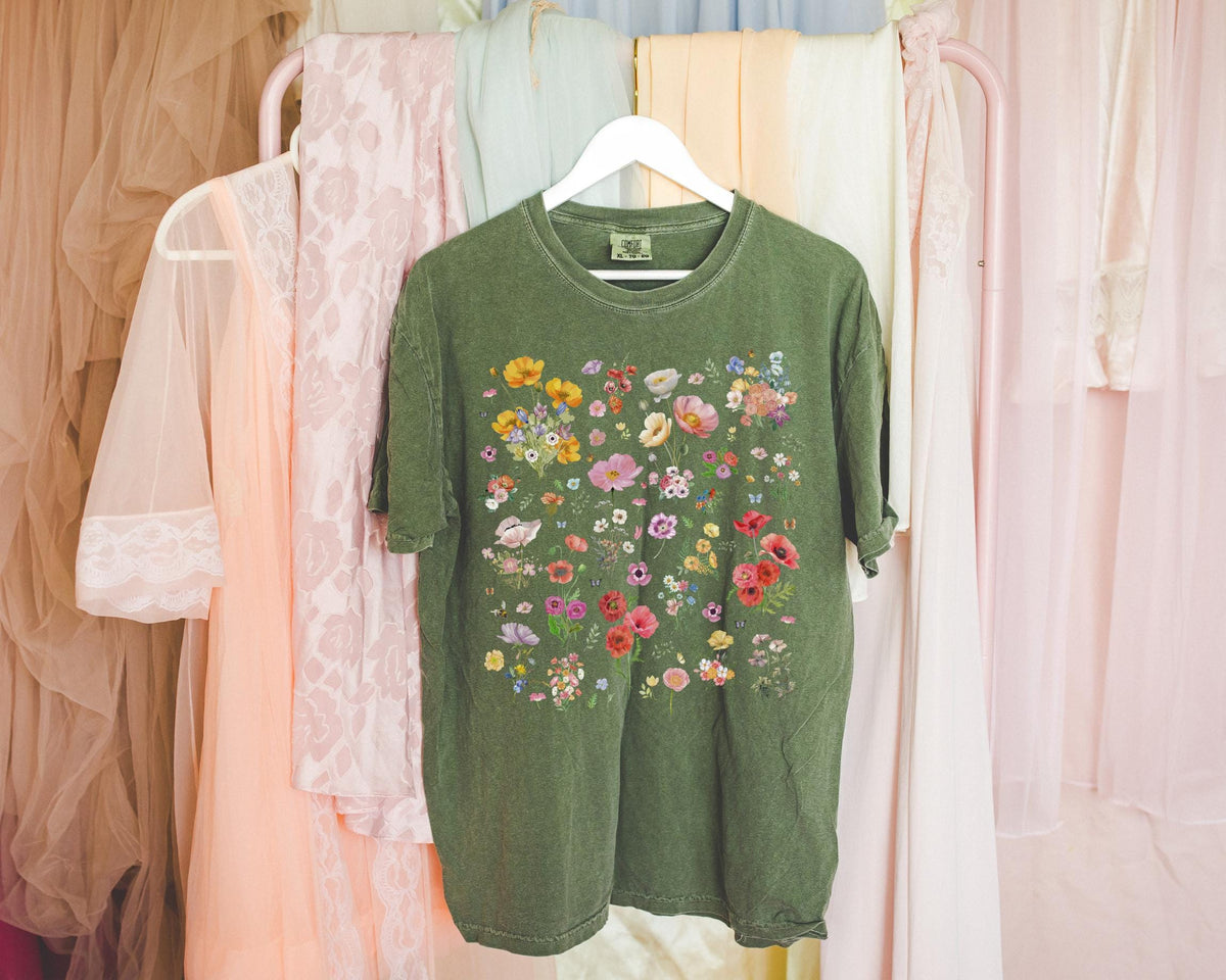 Poppy Flower TShirt for Mom Who Loves Flowers August Birth Month Gift for Mother39s Day Cute Birthday Present for Daughter who Gardens Graphic Tee – Premium Graphic · Great Gift For Fans