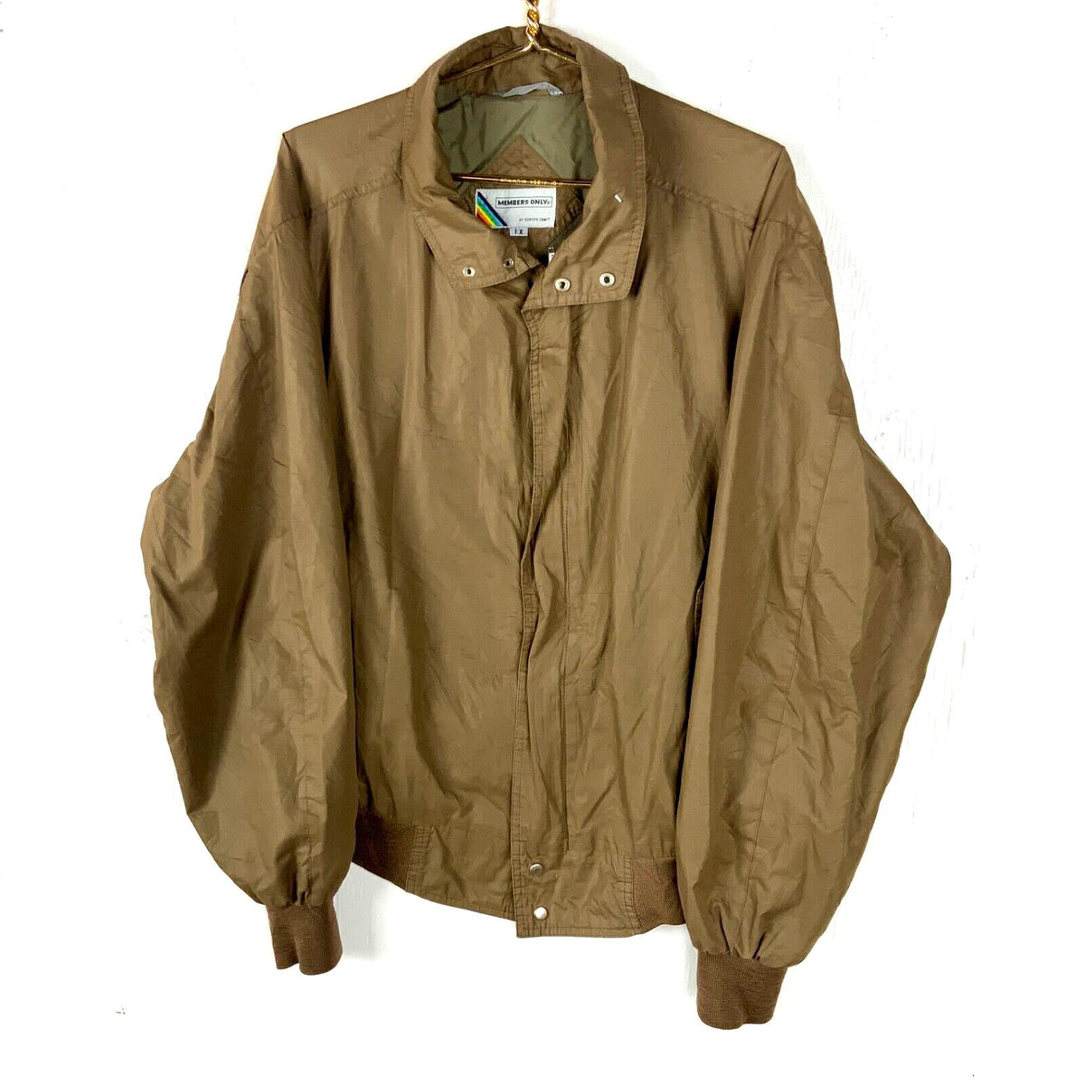Vintage Members Only Windbreaker Jacket XL Brown Full Zip 90s Graphic Tee – Aesthetic Look · Must-Have Style