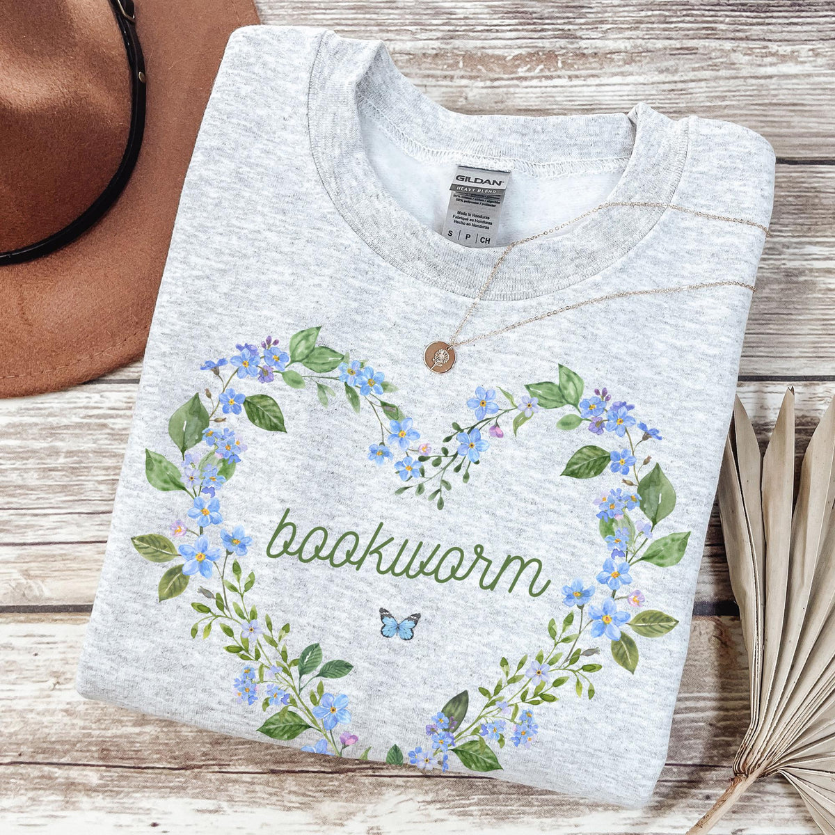 Floral Bookworm Sweatshirt for Book Lover Friend Who Loves Books Romance Reader Shirt with Butterfly Cute 90s Aesthetic Bookish Present Sweatshirt – Fan Favorite · Top Pick For Any Outfit