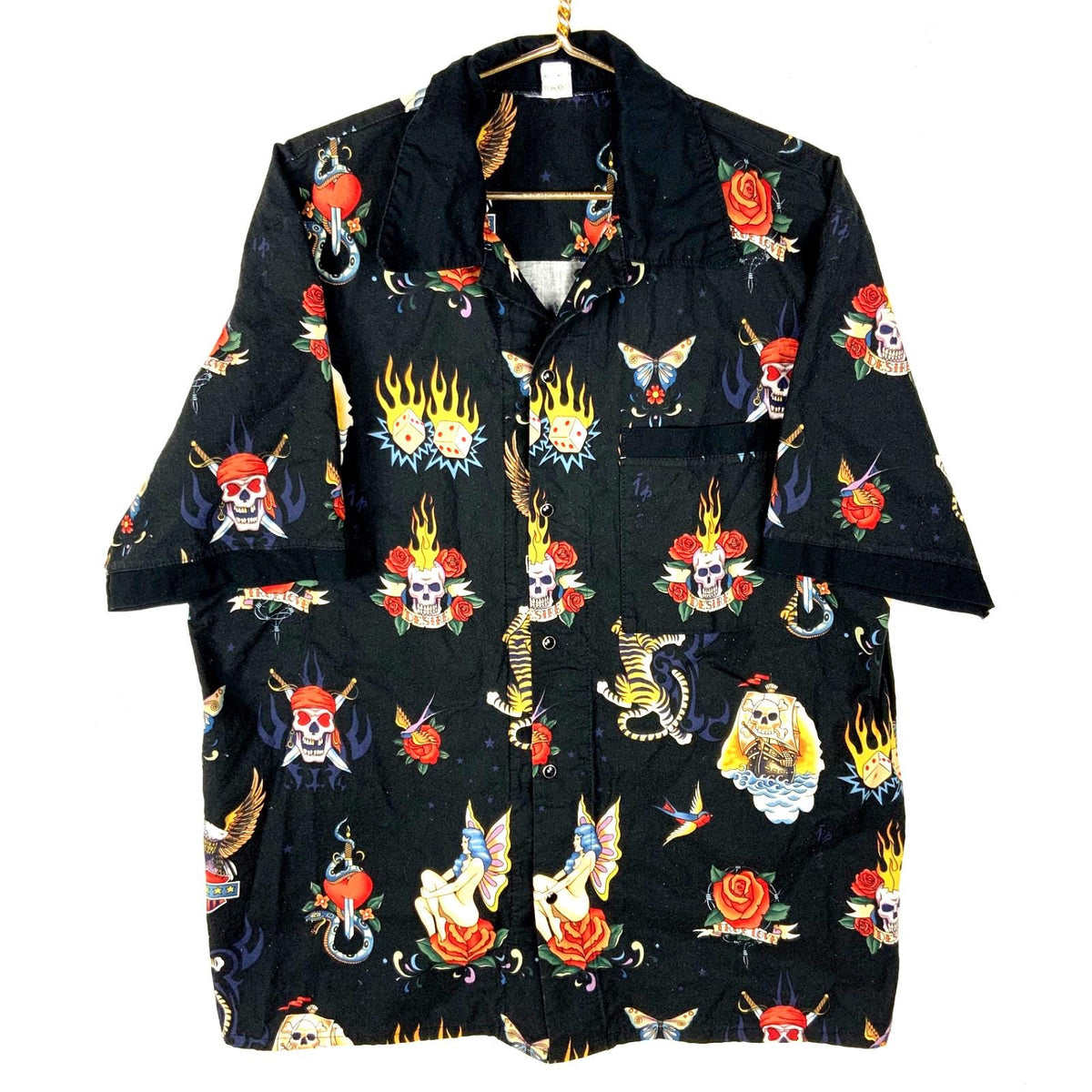 Vintage Y2K Shirt Large Black Short Sleeve Snap Button Skull Graphic Tee – Soft Feel · Trending Graphic Apparel
