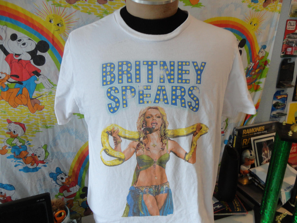 Britney Spears White Snake Retro T Shirt Size M Graphic Tee – Soft Feel · Top Pick For Any Outfit