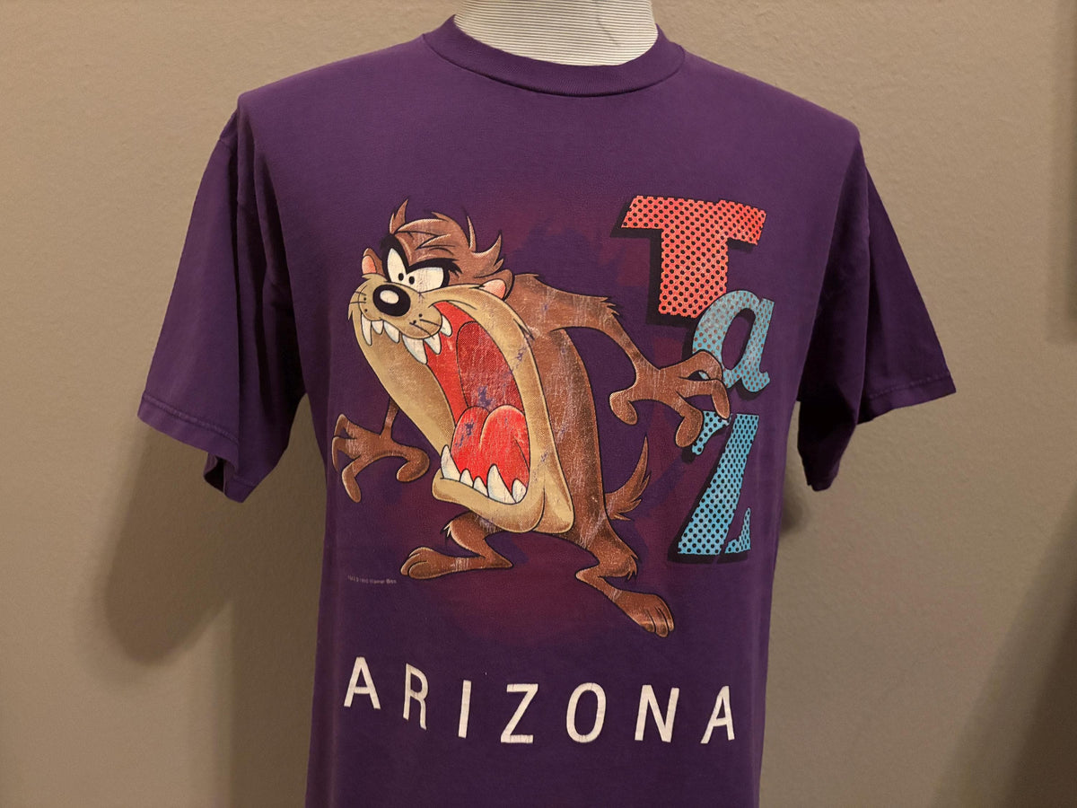 Vintage 90s Warner Bros Tasmanian Devil Looney Tunes TAZ Arizona Tshirt L Graphic Tee – Warm & Stylish · Great Gift For Fans