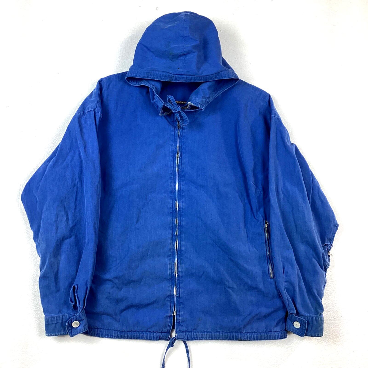 Vintage 1970s Distressed Windbreaker Jacket Size Medium Blue Hooded Full Zip Graphic Tee – Aesthetic Look · Trending Graphic Apparel