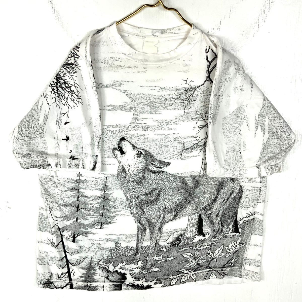 Vintage Howling Wolf TShirt XL White All Over Print 1992 Forest Wildlife 1990s Graphic Tee – Feel-Good Design · Must-Have Style