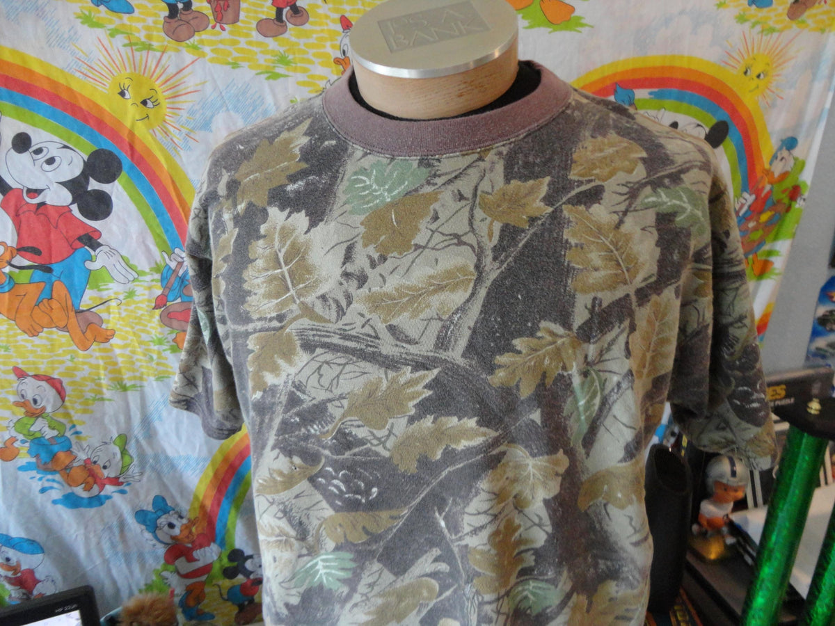 Vintage 2000s Camo Hunting Wilderness Camouflage Hunting Tshirt L Graphic Tee – Easygoing Wear · Trending Graphic Apparel