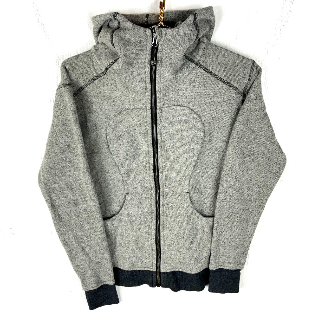 Lululemon Women39s On The Daily Sweatshirt Hoodie Medium Gray Full Zip Hoodie – Fan Favorite · Must-Have Style
