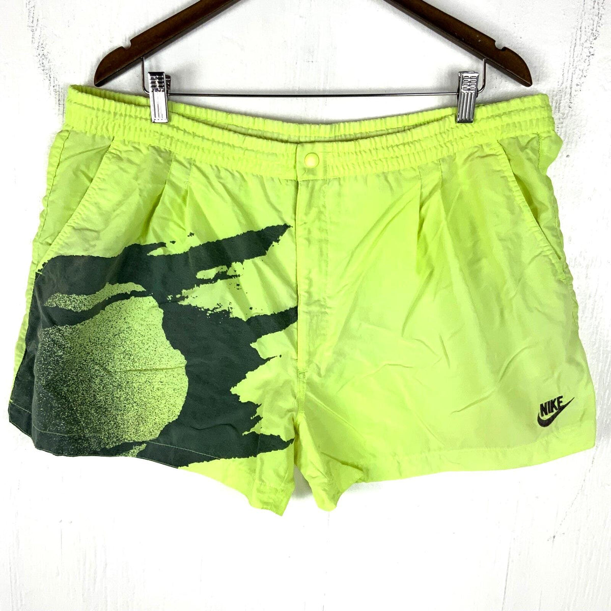 Vintage Nike Andre Agassi Challenge Court Tennis Shorts XL Yellow 90s Graphic Tee – Fan Favorite · High-Quality Print